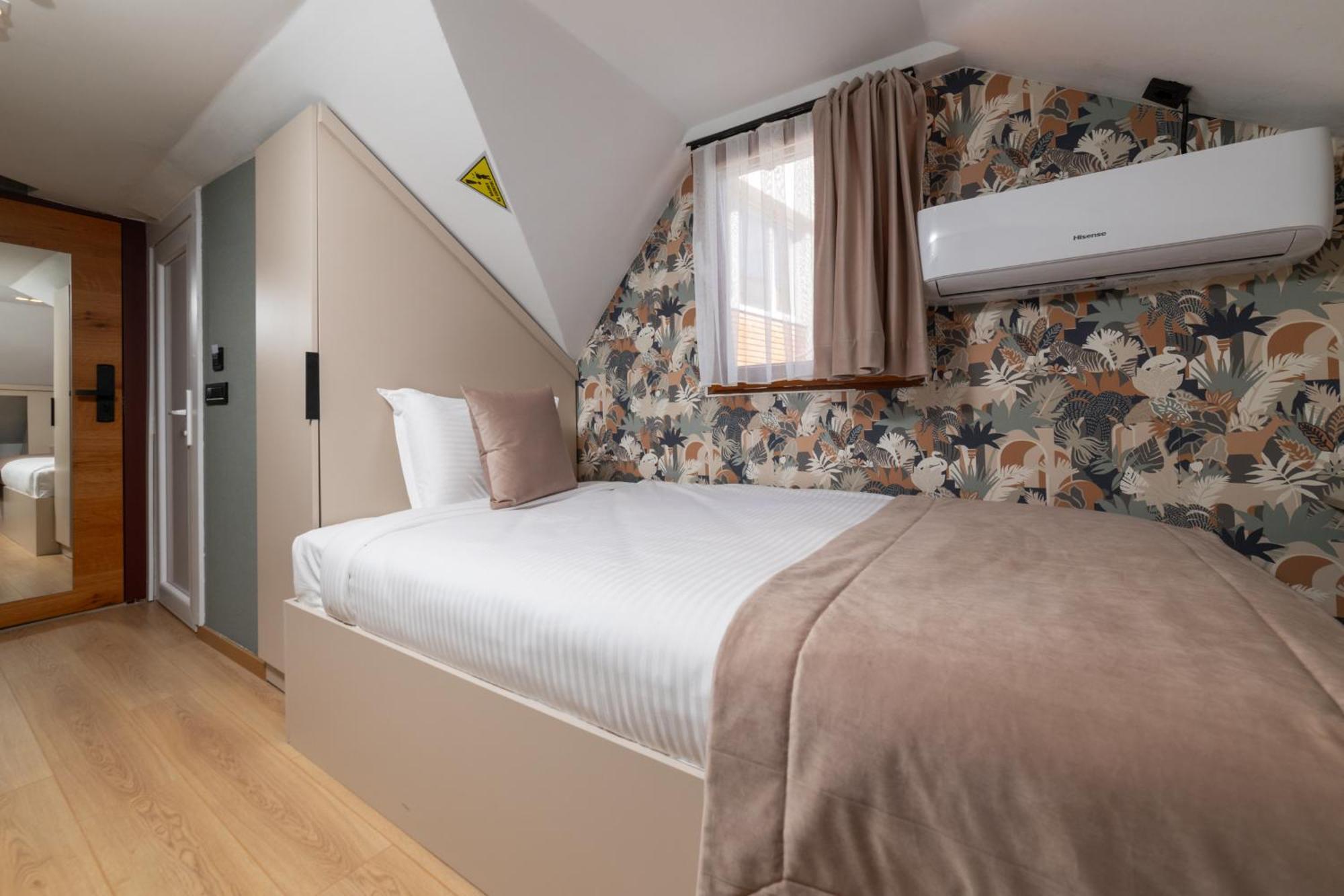 Hotel Ma Belle Pristina Eksteriør billede